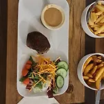 Chez Dikke Vriend, Et Taverne Locanda