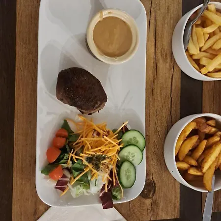 Chez Dikke Vriend, Et Taverne Mini-hôtel