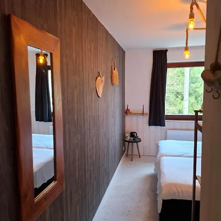 Chez Dikke Vriend, Et Taverne * Шини