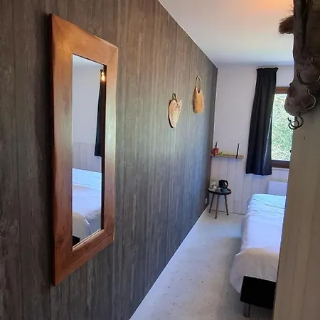 Chez Dikke Vriend, Et Taverne * Шини