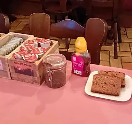 Chez Dikke Vriend, Et Taverne Mini-hôtel *